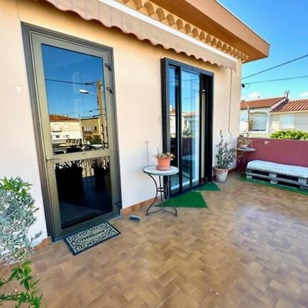 סן-לורן-דה-לה-סלאנק Appartement St Laurent מראה חיצוני תמונה