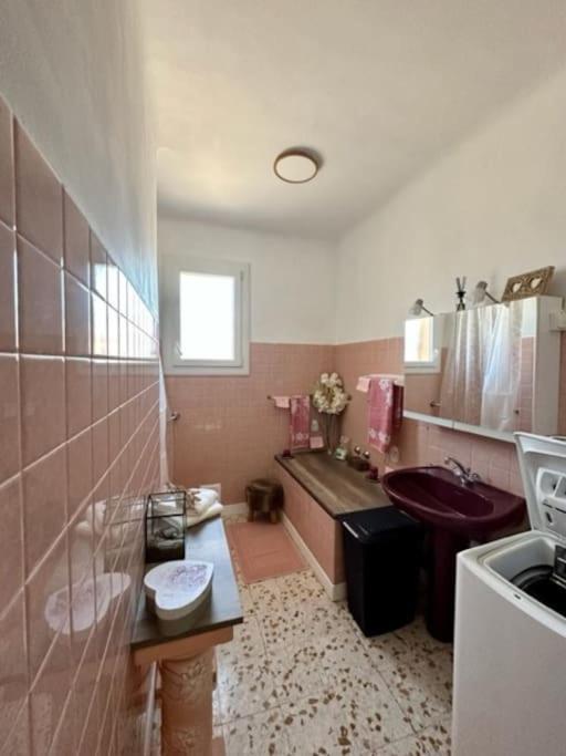 סן-לורן-דה-לה-סלאנק Appartement St Laurent מראה חיצוני תמונה